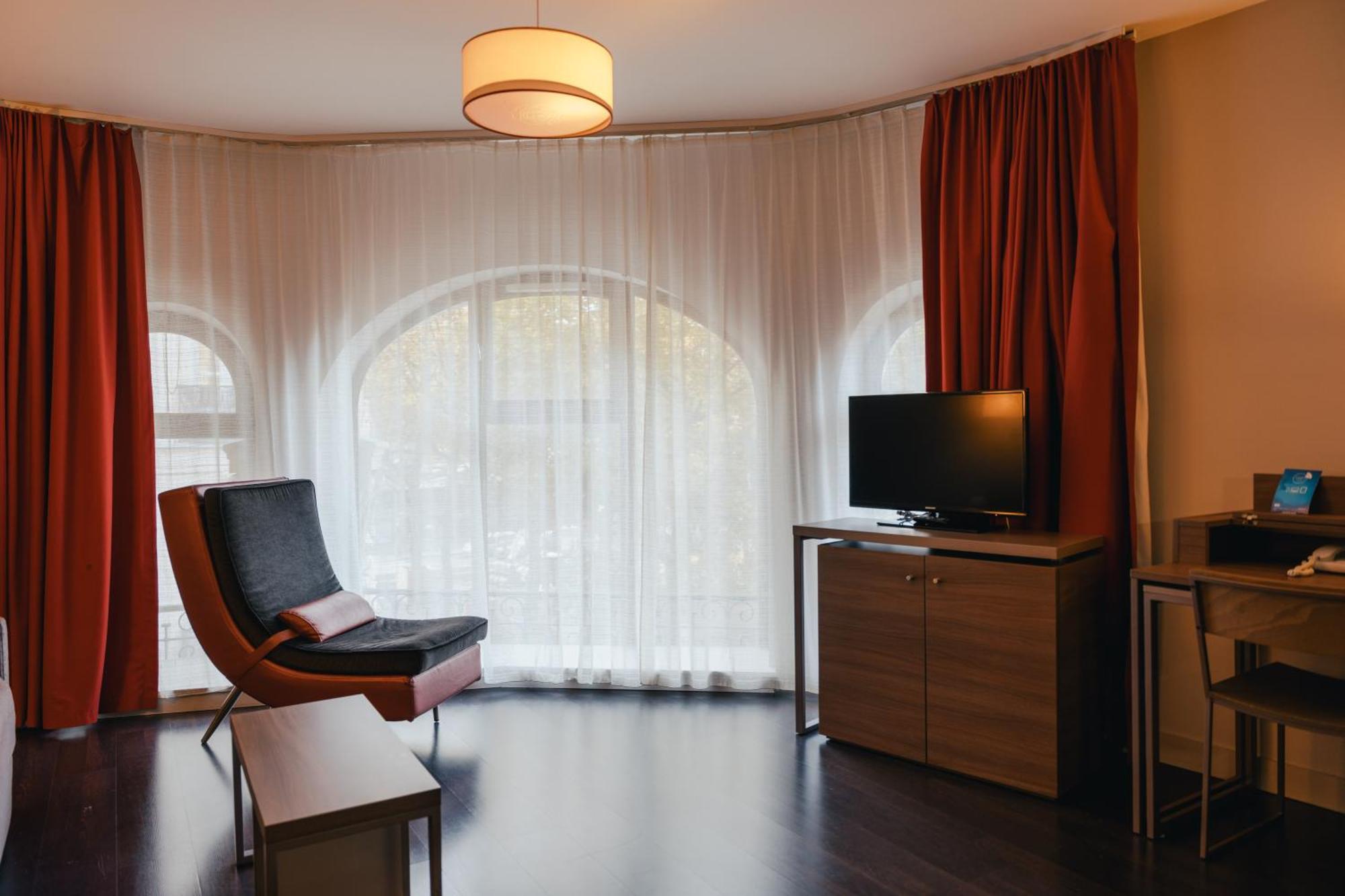 Hotel Comfort Saint-etienne 3*